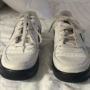 White and Black Sneakers NIKE AIR